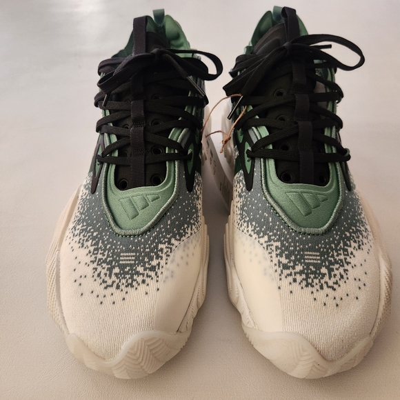 Adidas Trea Young 3 Basketball Sneakers - Picture 4 of 12